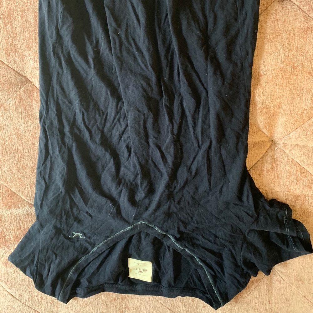 Hollister top